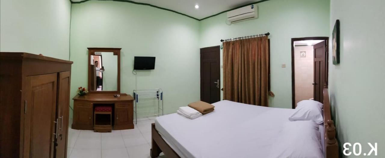 Hotel Embe Pitoe Syariah Gejayan Mitra Reddoorz Pakualaman Exterior foto